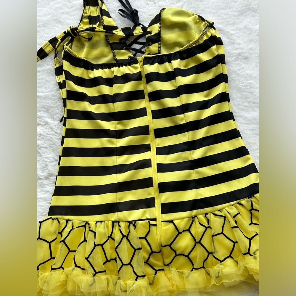 Bee Costume - Picture 4 of 9